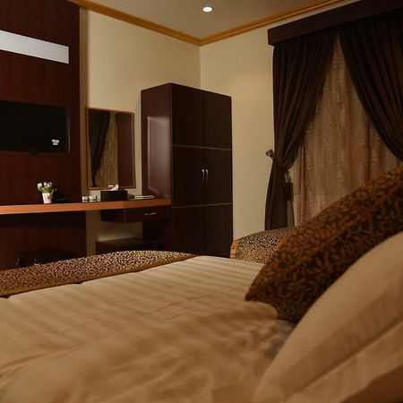 Pearl Palace Hotel Suits اللؤلؤة للأجنحة الفندقية المدينة المنورة المظهر الخارجي الصورة