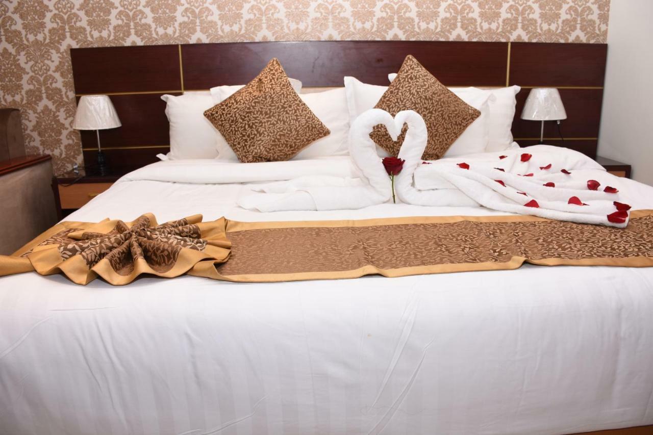 Pearl Palace Hotel Suits اللؤلؤة للأجنحة الفندقية المدينة المنورة المظهر الخارجي الصورة