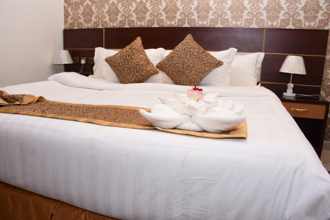 Pearl Palace Hotel Suits اللؤلؤة للأجنحة الفندقية المدينة المنورة المظهر الخارجي الصورة