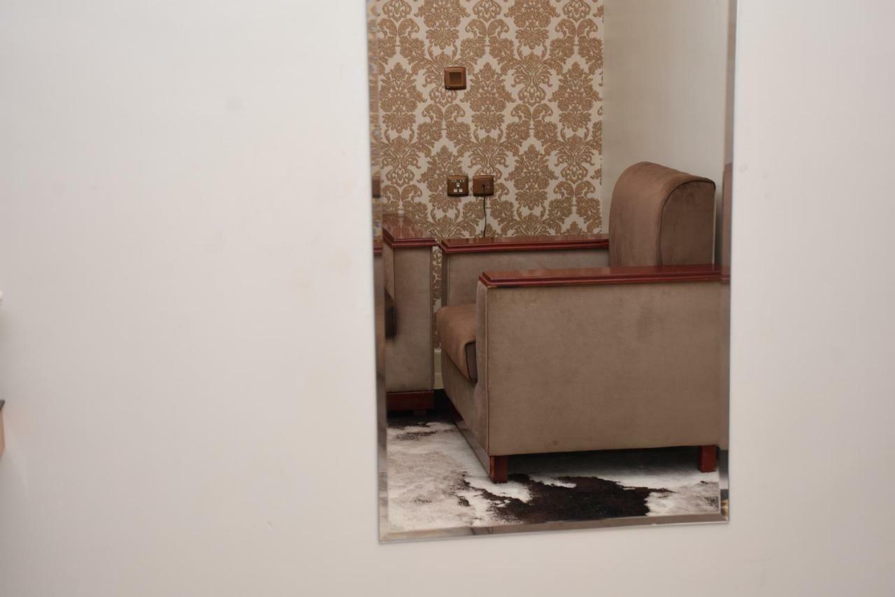 Pearl Palace Hotel Suits اللؤلؤة للأجنحة الفندقية المدينة المنورة المظهر الخارجي الصورة