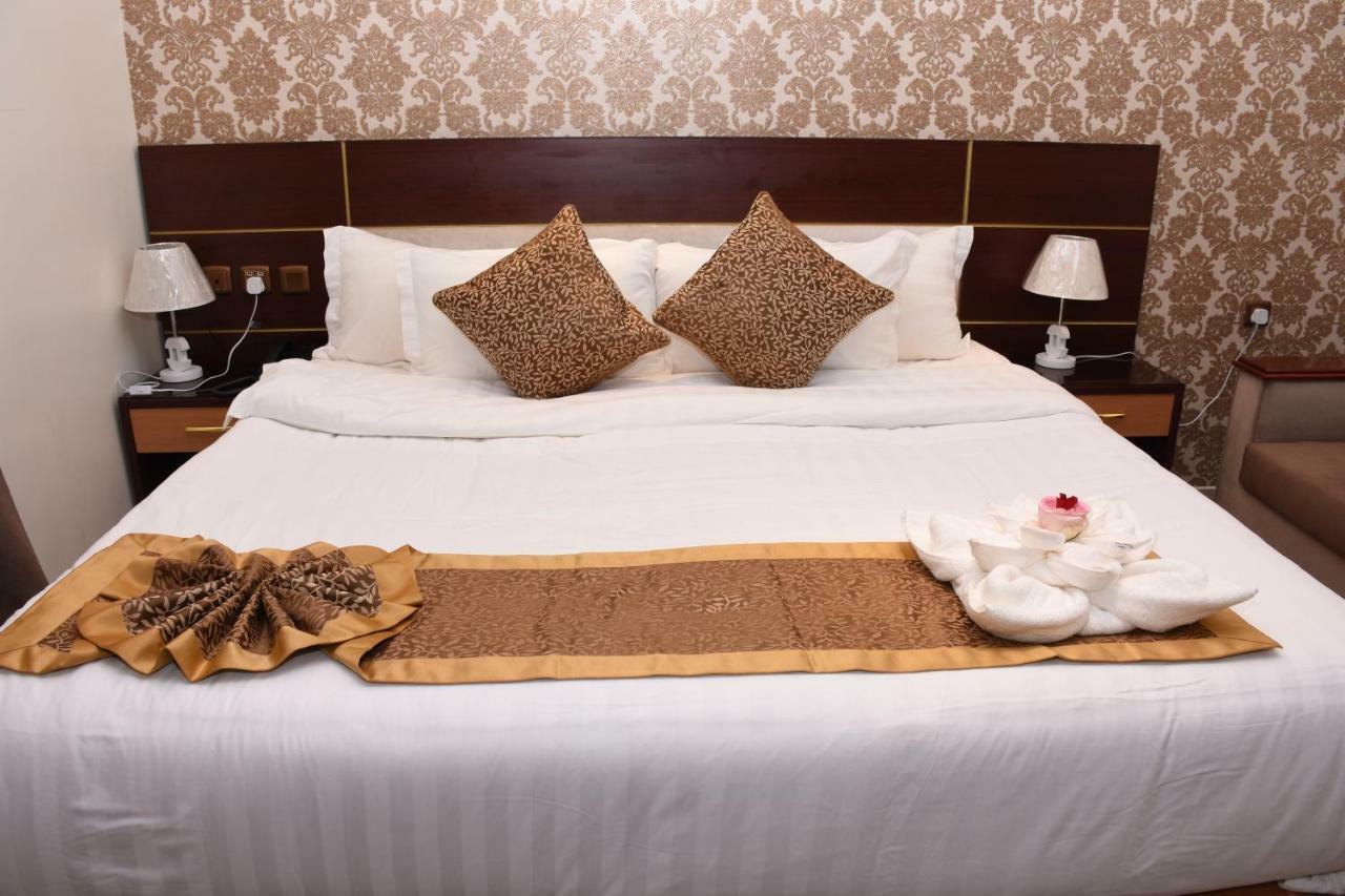 Pearl Palace Hotel Suits اللؤلؤة للأجنحة الفندقية المدينة المنورة المظهر الخارجي الصورة